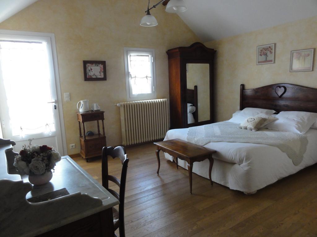 Le Clos Des Berengeries Saint-Patrice Pokój zdjęcie
